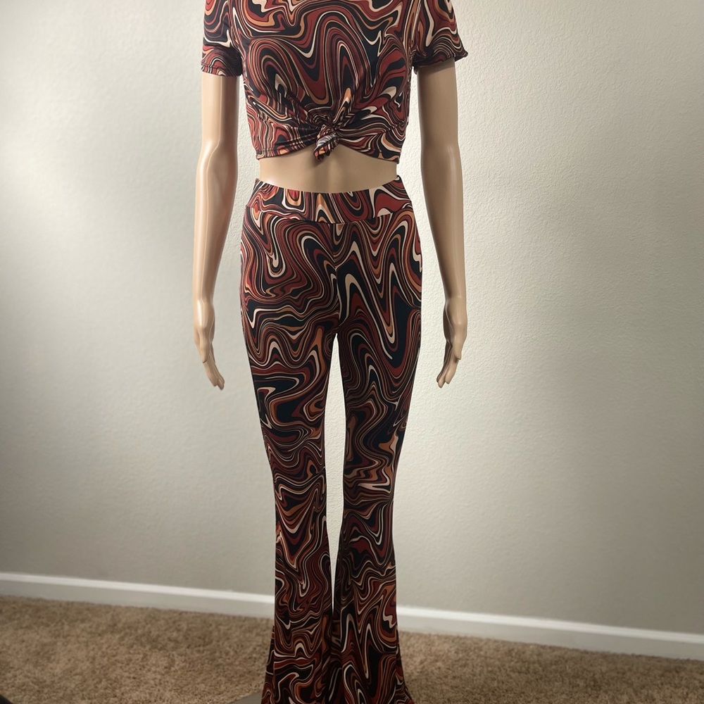 Wavy Pant set with Crop Top